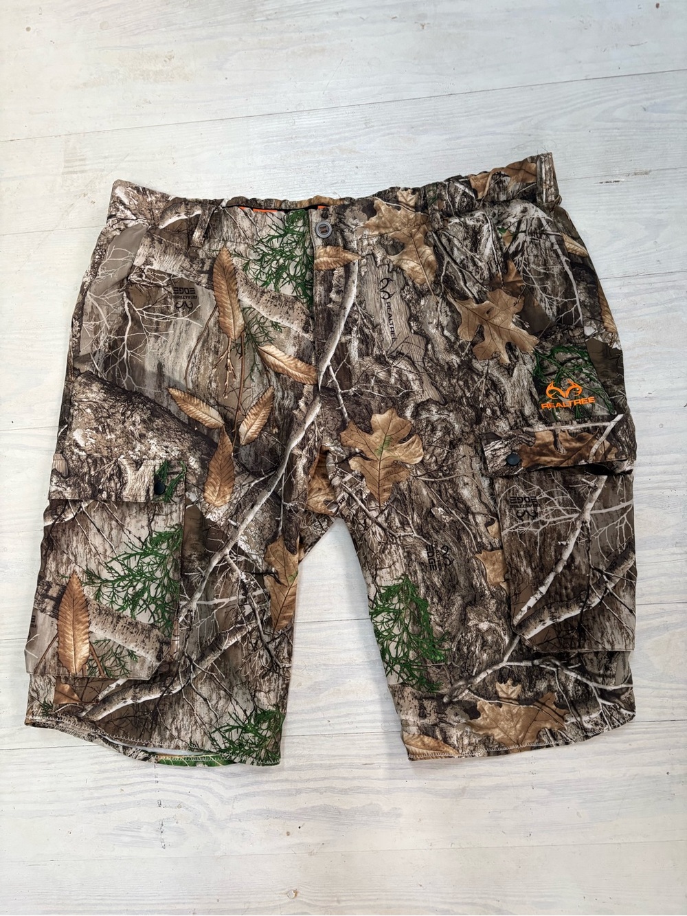Realtree Men’s Size 3XL Realtree Edge Camo Shorts Zip & Button Closure